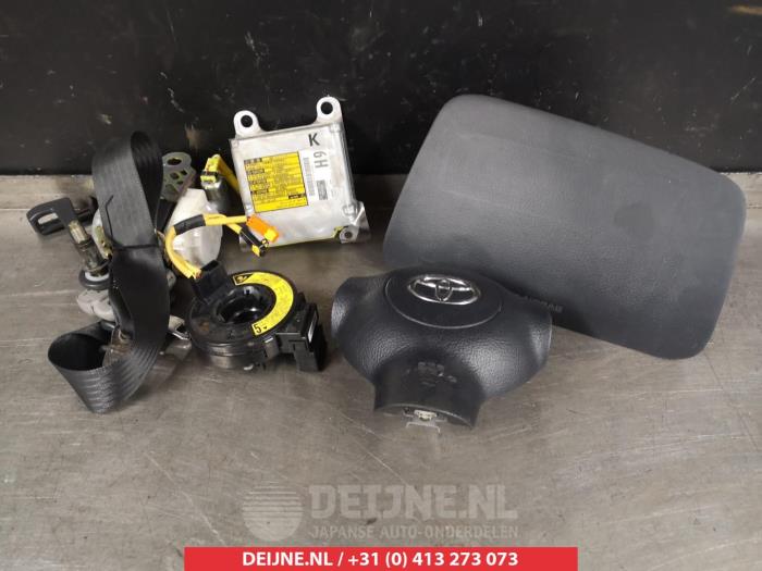 Toyota Rav-4 Airbag Set+Module O334156