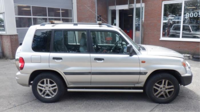 Mitsubishi Pajero Portier 4Deurs rechts-voor O273459