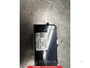 Toyota GT86 Heater control panel O306278 photo 2