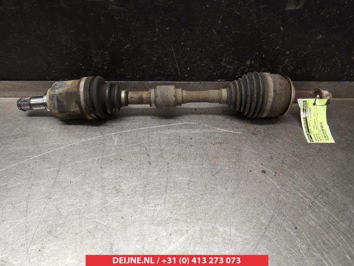 Mitsubishi Grandis Antriebswelle links vorne O318185