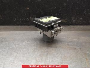 Gebruikte ABS Pomp Toyota Verso 2.2 16V D-4D-F Prijs € 75,00 Margeregeling aangeboden door V.Deijne Jap.Auto-onderdelen BV