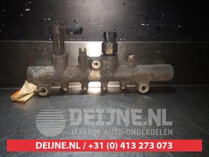 Gebruikte Injector brug Mazda 6 Sportbreak (GY19/89) 2.0 CiDT 16V Prijs € 75,00 Margeregeling aangeboden door V.Deijne Jap.Auto-onderdelen BV