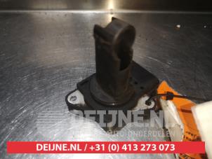 Gebruikte Luchthoeveelheidsmeter Toyota Yaris Verso (P2) 1.4 D-4D Prijs € 25,00 Margeregeling aangeboden door V.Deijne Jap.Auto-onderdelen BV