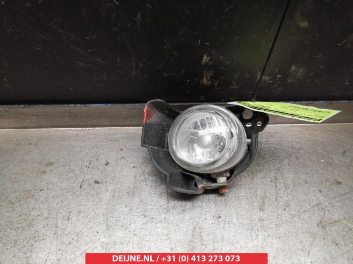 Mazda 3 Mistlamp links-voor O267742