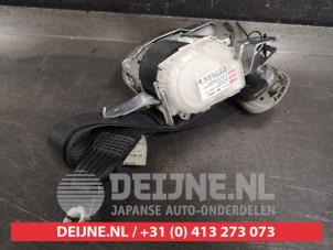 Nissan Navara Sicherheitsgurt rechts vorne O315157 foto 2