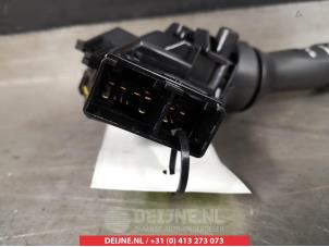 Subaru XV Wiper switch O309804 photo 2