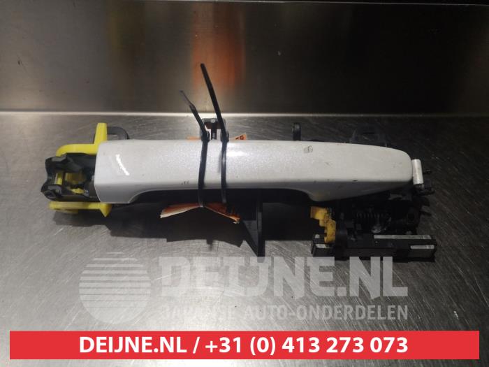 Toyota IQ Portiergreep 2Deurs links O277217