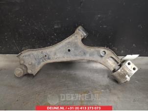 Chevrolet Captiva Front lower wishbone, right O381954 photo 2