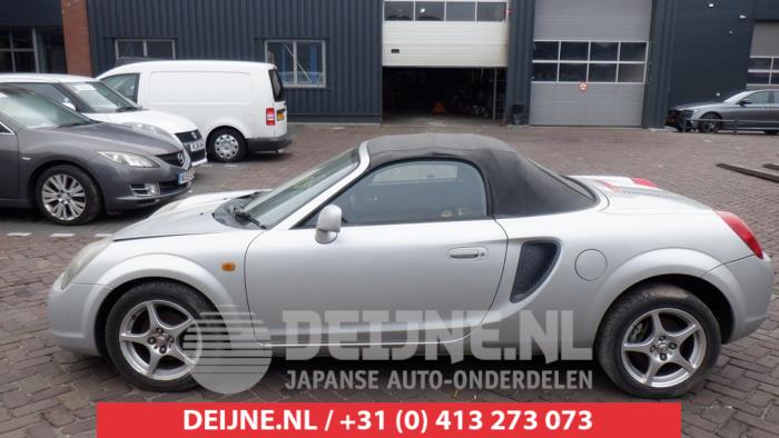 Toyota MR II Portierruit 2Deurs links O301772