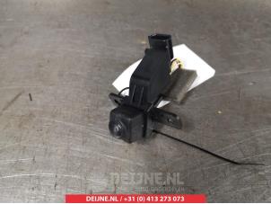 Gebruikte Camera voorzijde Nissan Juke (F15) 1.6 16V Prijs € 75,00 Margeregeling aangeboden door V.Deijne Jap.Auto-onderdelen BV