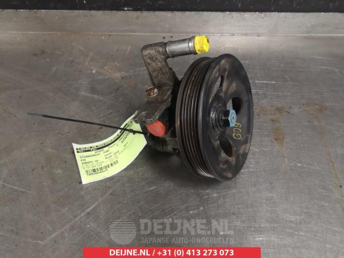 Kia Sorento Power steering pump O331376