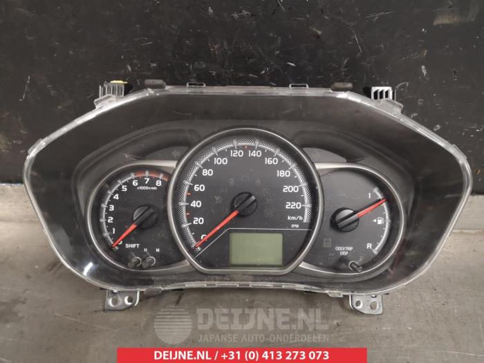 Toyota Yaris Kilometerteller KM O305269