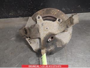 Gebruikte Fusee links-voor Isuzu D-Max 2.5 D Prijs € 75,00 Margeregeling aangeboden door V.Deijne Jap.Auto-onderdelen BV