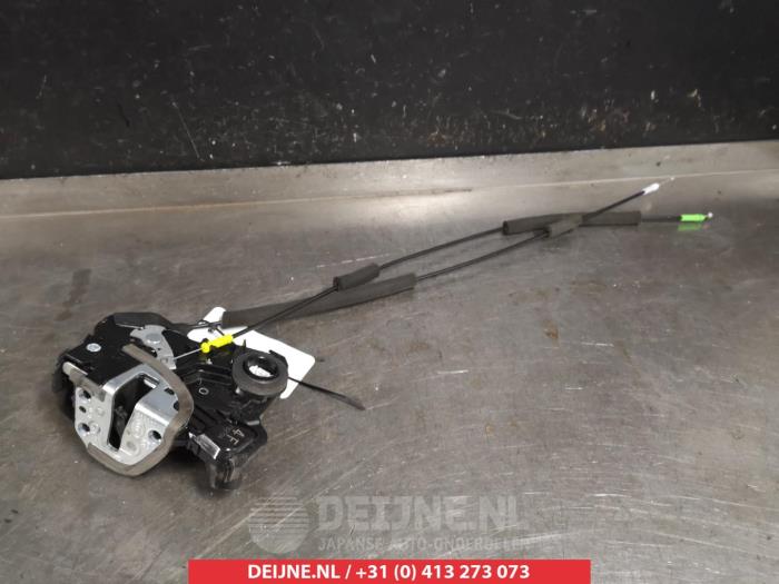 Toyota GT86 Door lock mechanism 2-door, right O279285