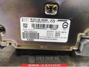 Mazda CX-5 Radio versterker O313918 foto 2