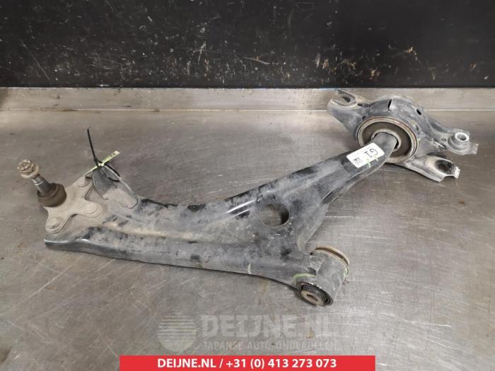 Honda Civic Draagarm onder rechts-voor O382606