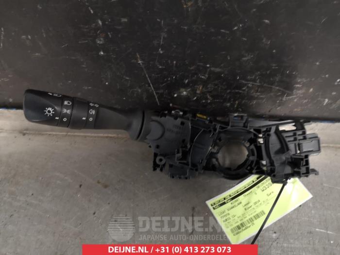 Toyota Auris Light switch O307432