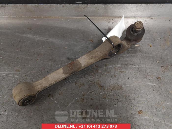Daihatsu Sirion Draagarm onder rechts-voor O382620