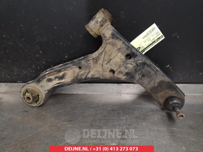 Suzuki Grand Vitara Draagarm onder rechts-voor O382695