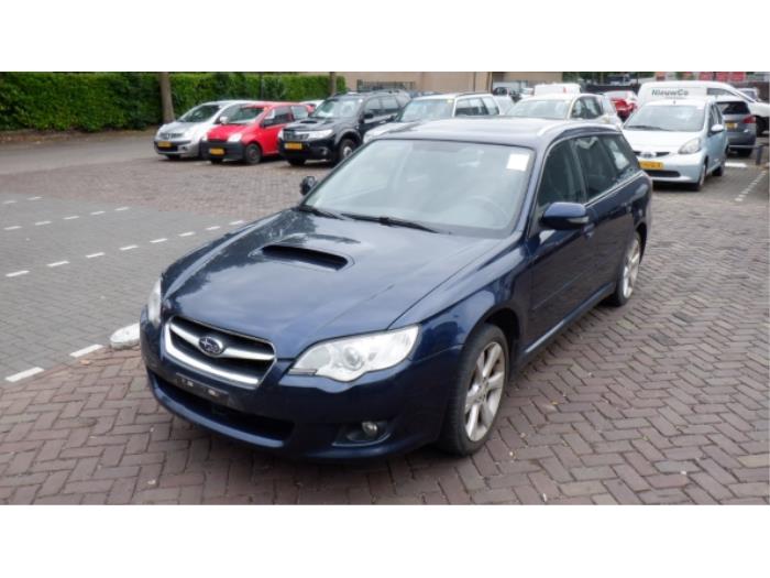 Subaru Legacy Stoßstange vorne O263701