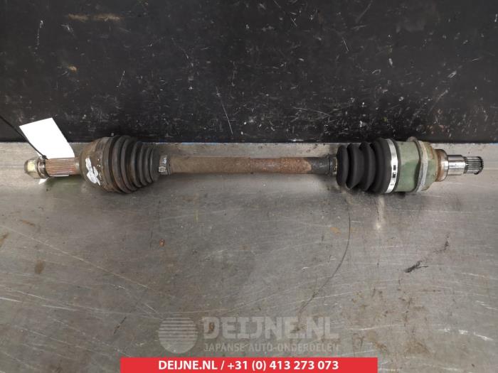 Daihatsu Young RV Antriebswelle links vorne O318343
