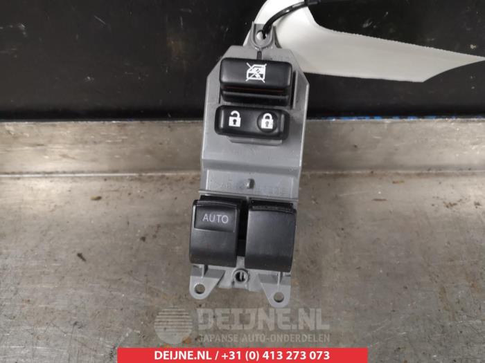Toyota Auris Combischakelaar ramen O312497