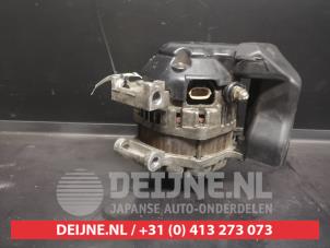 Gebruikte Dynamo Mazda 6 (GG12/82) 1.8i 16V Prijs € 35,00 Margeregeling aangeboden door V.Deijne Jap.Auto-onderdelen BV