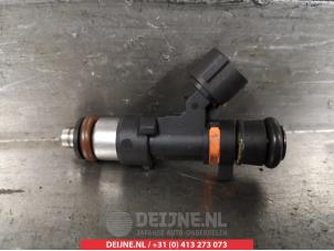 Gebruikte Injector (benzine injectie) Nissan Micra (K12) 1.2 16V Prijs € 20,00 Margeregeling aangeboden door V.Deijne Jap.Auto-onderdelen BV