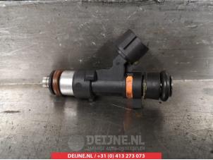 Gebruikte Injector (benzine injectie) Nissan Micra (K12) 1.2 16V Prijs € 20,00 Margeregeling aangeboden door V.Deijne Jap.Auto-onderdelen BV