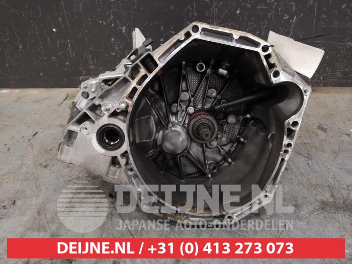 Nissan Pulsar Getriebe O372005