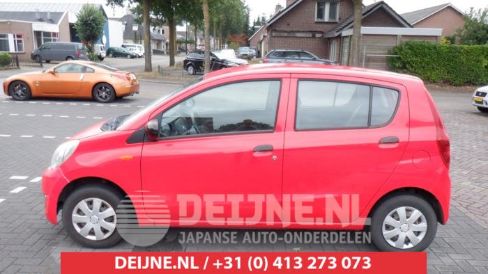 Daihatsu Cuore Türscheibe 4-türig links vorne O274235