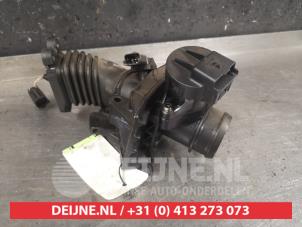 Mazda 3 Throttle body O356079 photo 2