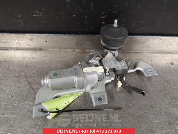 Suzuki SX-4 Scheibenwischermotor hinten O301371
