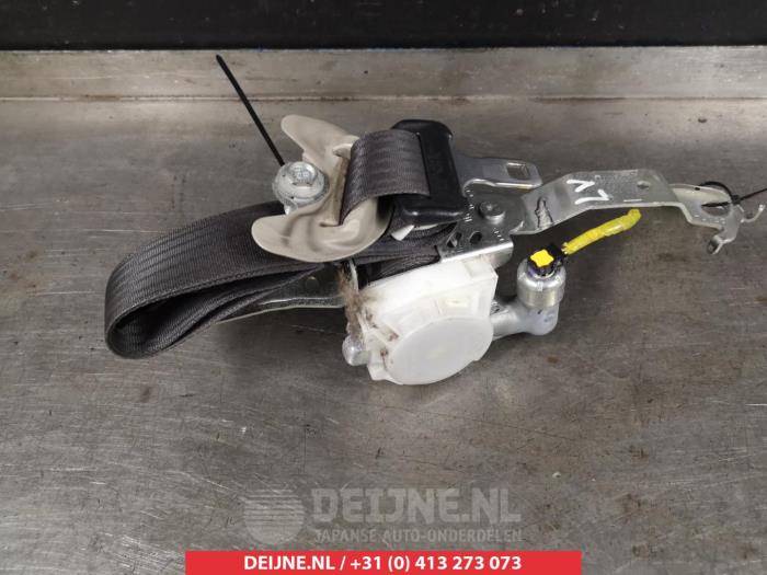 Subaru Legacy Sicherheitsgurt links vorne O314759