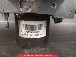 Honda CR-V ABS Pumpe O338183 foto 2