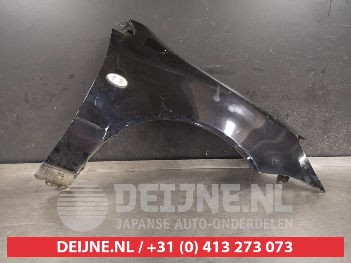 Mitsubishi Lancer Scherm rechts-voor O270172
