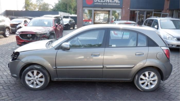 Kia Rio Portier 4Deurs links-achter O285266