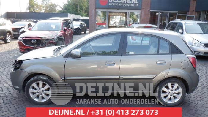 Kia Rio Portierruit 4Deurs links-voor O274087