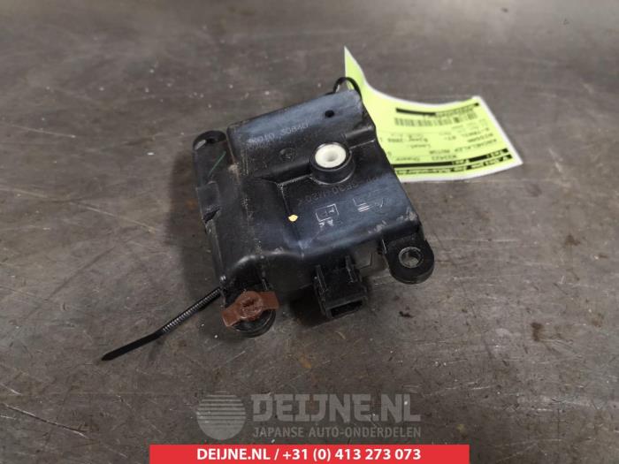 Nissan X-Trail Heizventil Motor O368441