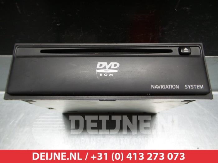 Nissan 350 Z DVD Speler O313639