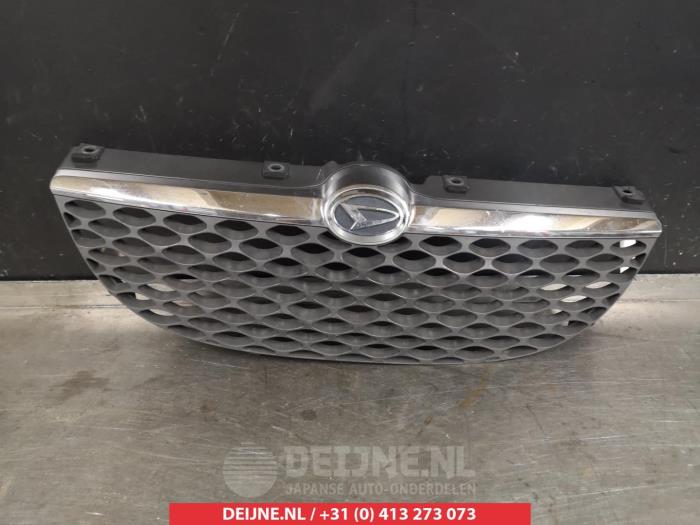 Daihatsu Sirion Grill O265417