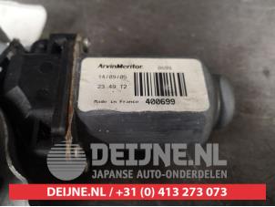 Nissan Almera Tino Window mechanism 4-door, front left O275670 photo 2
