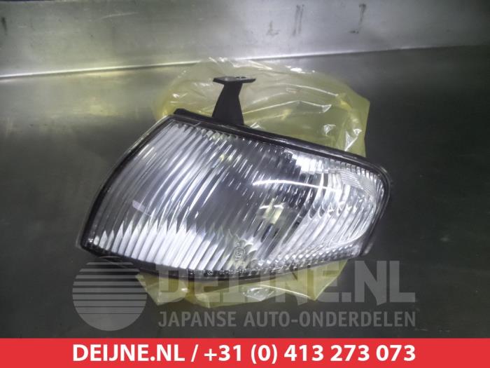 Mazda 323 Richtungsanzeiger links O11823