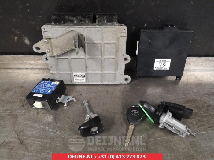 Toyota IQ Schlossset Zylinder (komplett) O278907