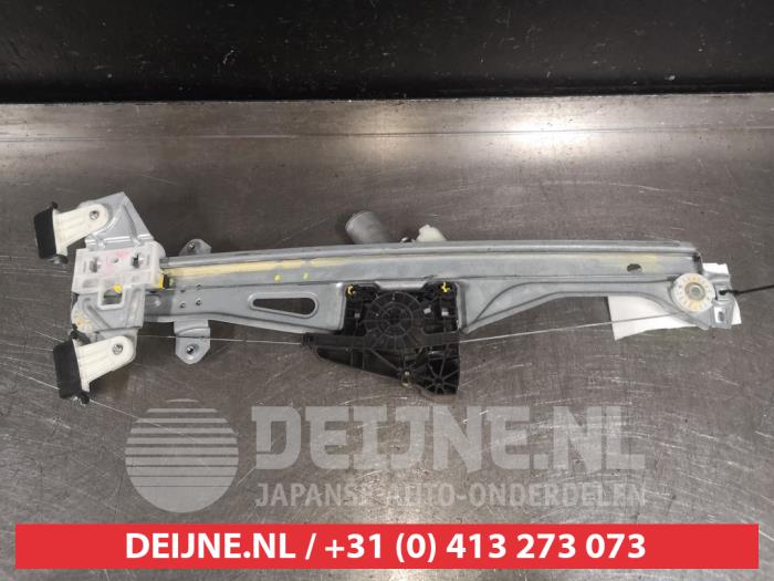 Suzuki SX-4 Ruitmechaniek 4Deurs links-voor O276011