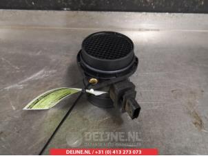 Gebruikte Luchthoeveelheidsmeter Kia Rio III (UB) 1.1 CRDi VGT 12V Prijs € 25,00 Margeregeling aangeboden door V.Deijne Jap.Auto-onderdelen BV
