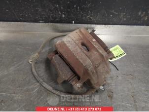 Toyota Prius Remklauw (Tang) links-voor O325585 foto 2