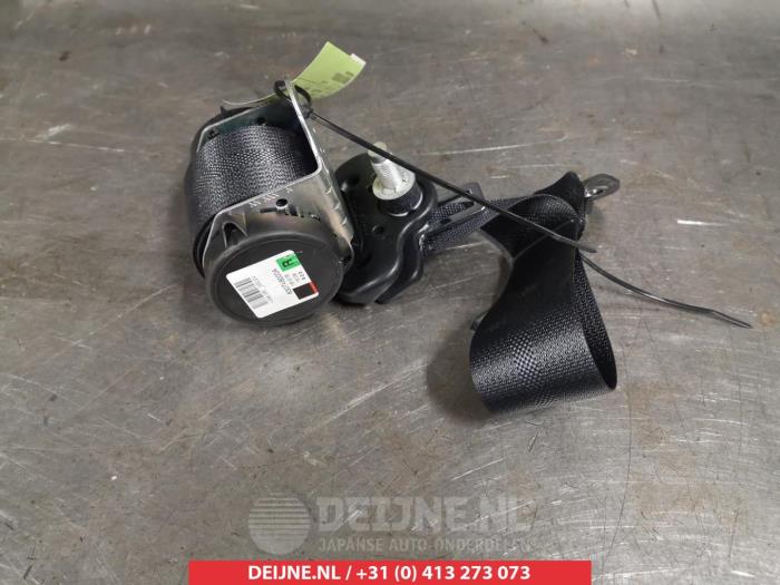 Nissan Juke Veiligheidsgordel rechts-achter O315951