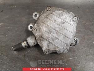 Toyota Avensis Vakuumpumpe (Benzin) O348179 foto 2
