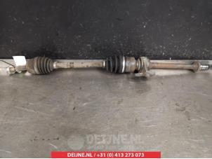 Gebruikte Homokineetas rechts-voor Mazda 2 (DE) 1.5 16V S-VT Prijs € 40,00 Margeregeling aangeboden door V.Deijne Jap.Auto-onderdelen BV